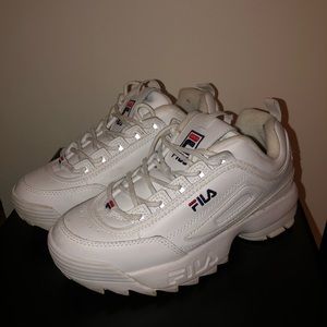 FILA sneakers- White Sz 7 1/2 worn only twice!